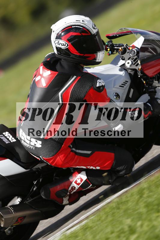 /53 16.09.2025 Track Day Domi Aegerter ADR/Gruppe rot/18